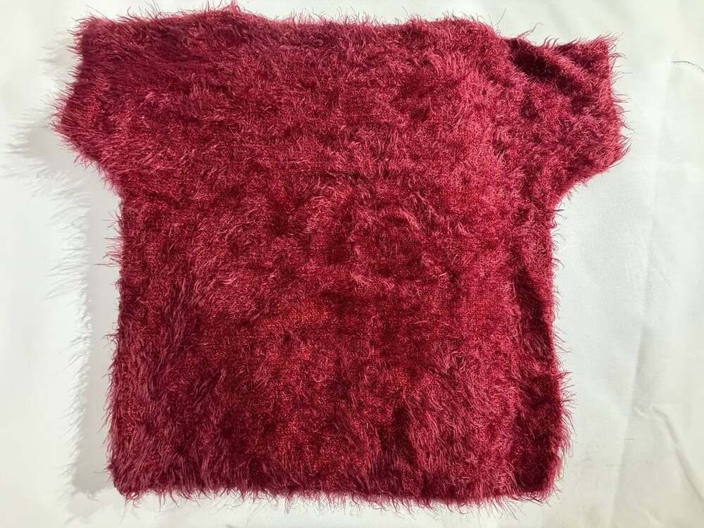 Jennifer Lopez Red Shaggy Eyelash Metallic Knit Sweater Small